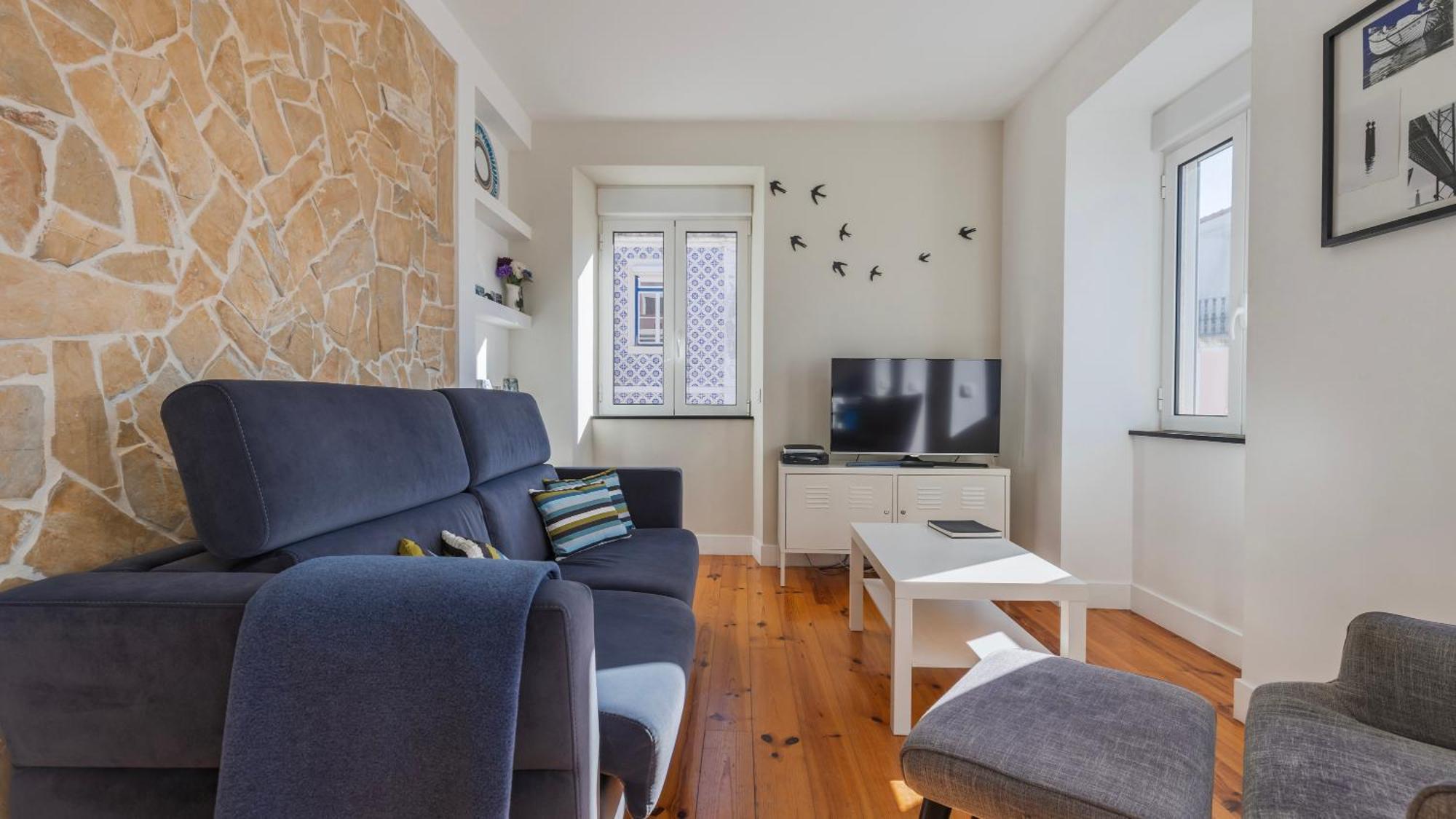 Comfort & Bright Apartment By Lovelystay Lisbon Bagian luar foto