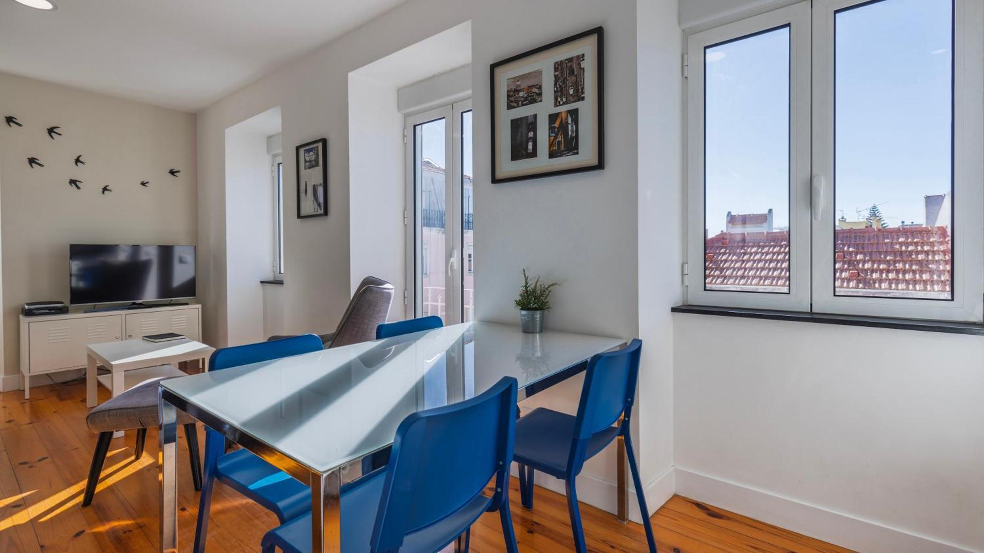 Comfort & Bright Apartment By Lovelystay Lisbon Bagian luar foto