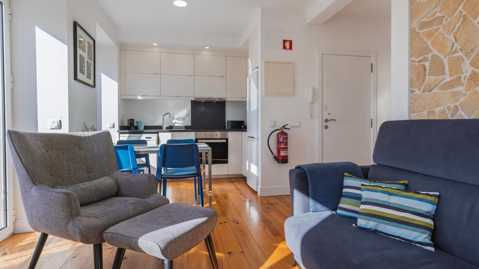 Comfort & Bright Apartment By Lovelystay Lisbon Bagian luar foto