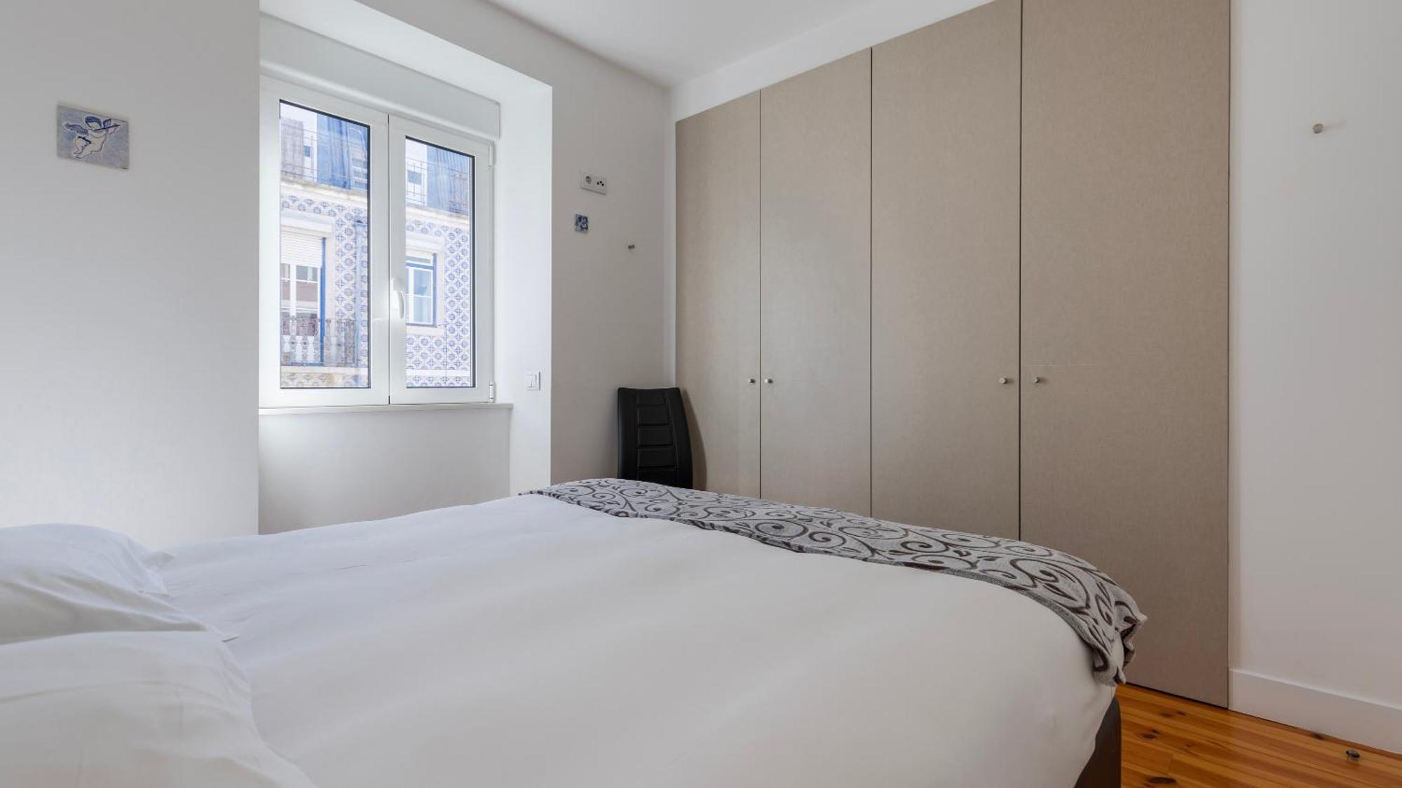 Comfort & Bright Apartment By Lovelystay Lisbon Bagian luar foto